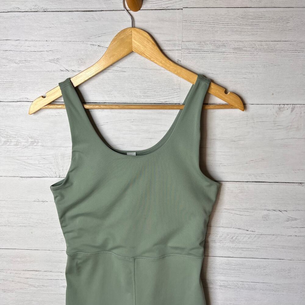 Yogalicious Romper Womens Size Medium Mint Green Lux Core Endurance Yoga Pilates - Picture 6 of 14